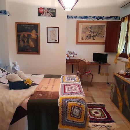 אוציירי Casa D' Artista B&B מראה חיצוני תמונה