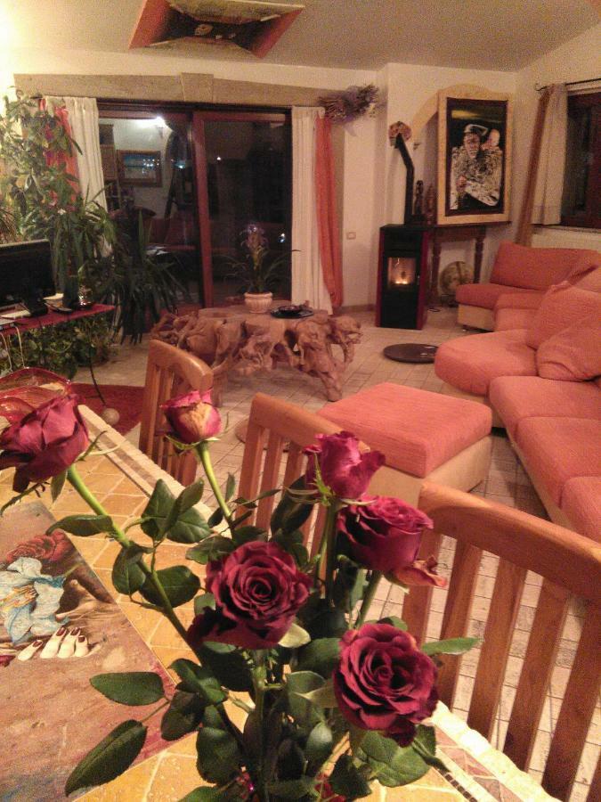 אוציירי Casa D' Artista B&B מראה חיצוני תמונה